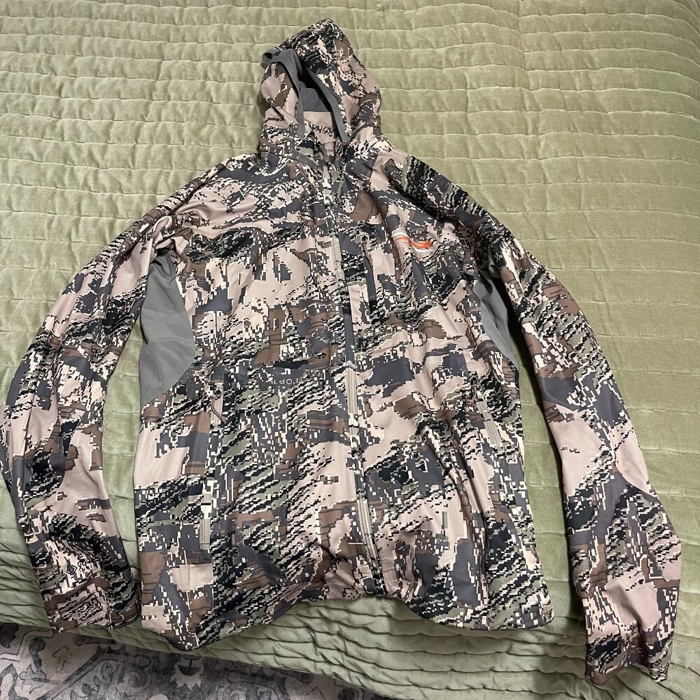 Sitka Mountain Evo jacket size medium